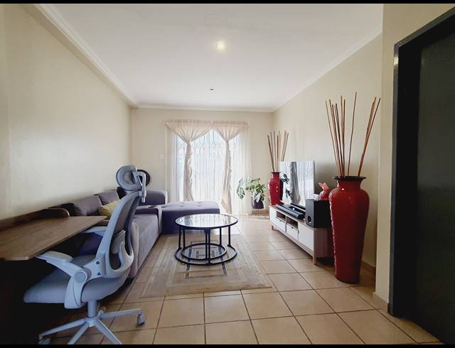 1 BEDROOM APARTMENT TO LET IN NOORDWYK